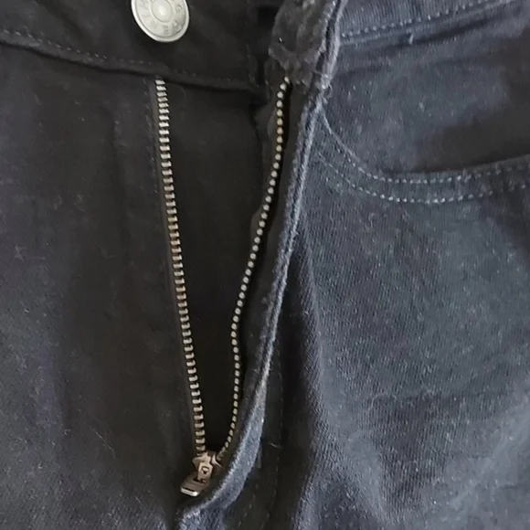 NWOT BDG Jean Pin Up Super High‎ Rise Black Shorts.  Size 25 - Picture 7 of 10